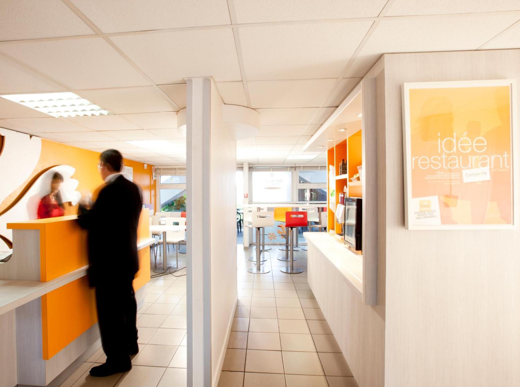 Premiere Classe Clermont-Ferrand Aubiere Exterior photo